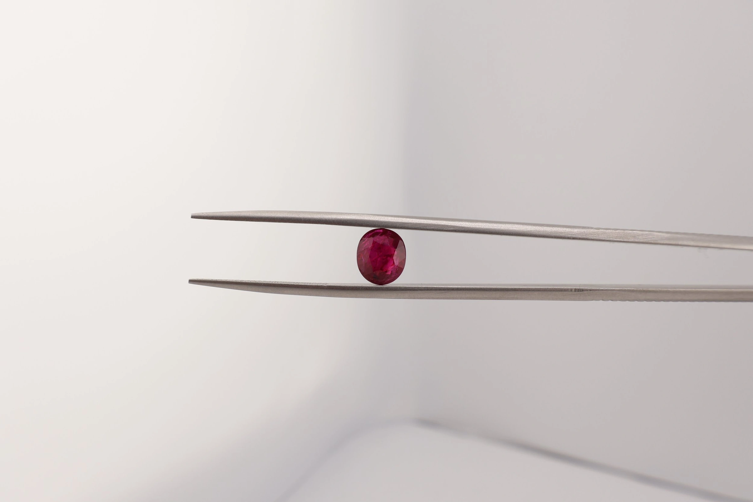 Pigeon's Blood Ruby 1.55ct, Burma (Myanmar) with Certificate