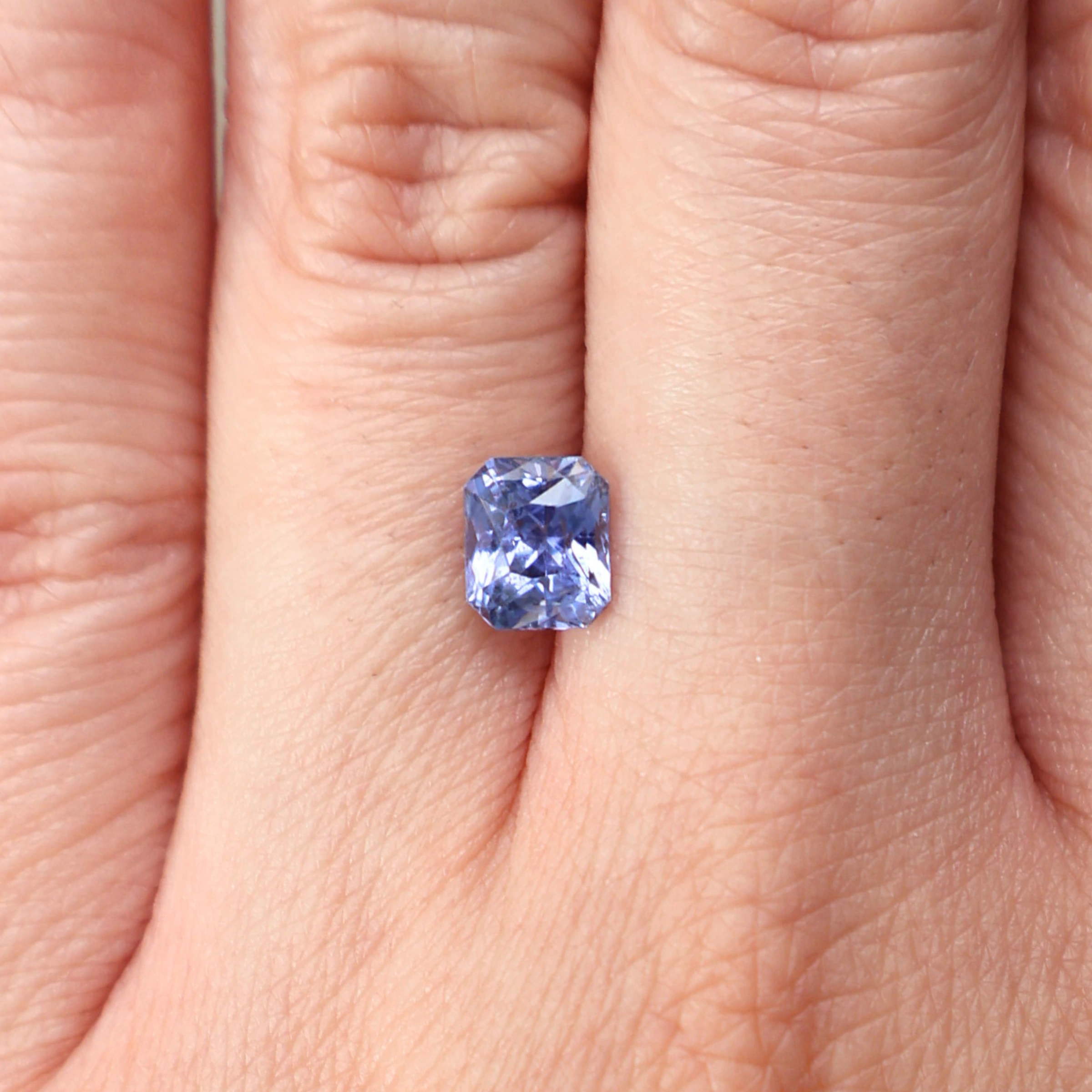 Violetish Blue Sapphire, Sri Lanka 1.58ct