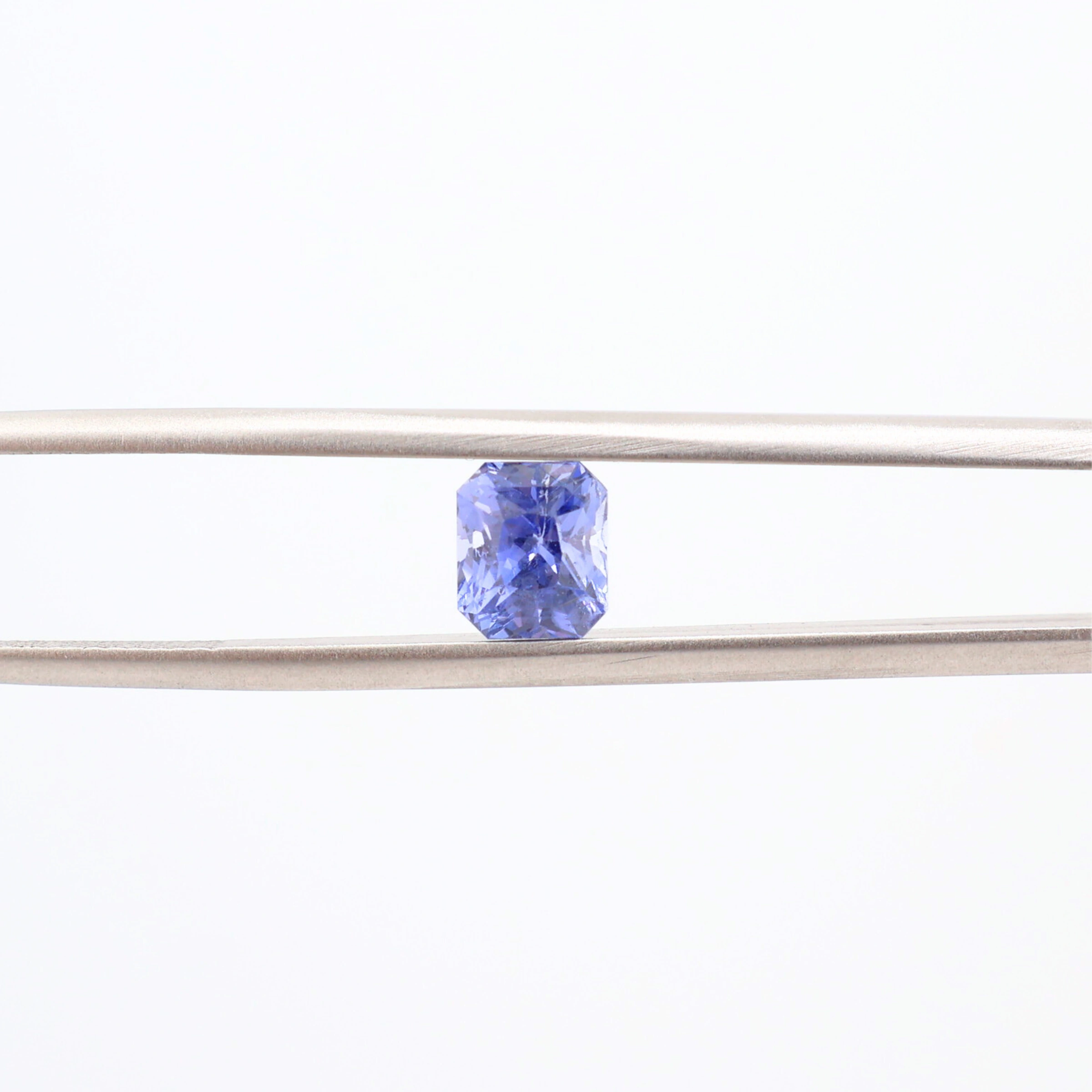 Violetish Blue Sapphire, Sri Lanka 1.58ct